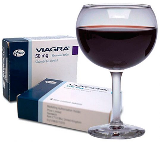 en la imagen hay un paquete de Viagra Generico 50 mg comprimidos y alcohol